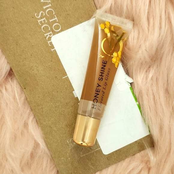 Brand New VICTORIA'S SECRET Flavored Lip Gloss - Picture 1 of 3